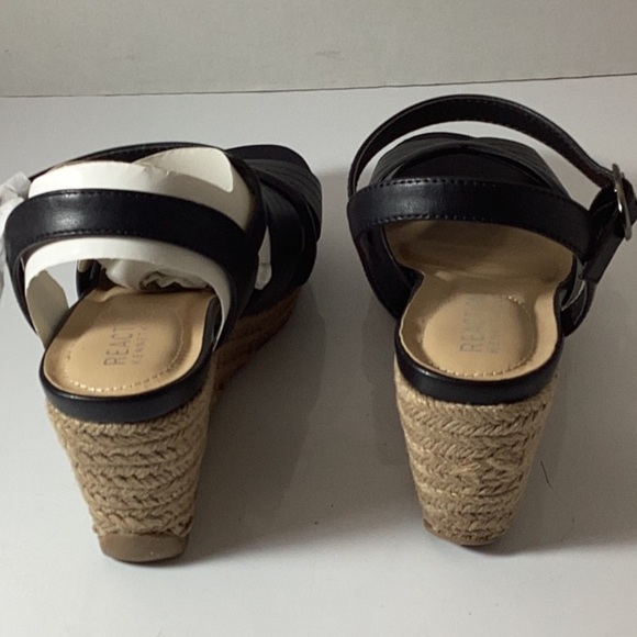 Kenneth Cole Reaction Comi Almond Toe Wedge Sandals - Picture 8 of 13